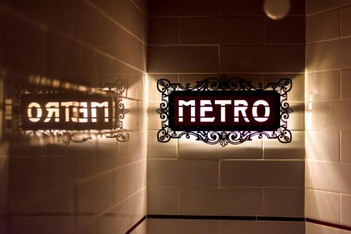 Sleepway Apartments - Red Metro