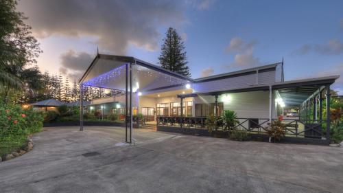 . Paradise Hotel & Resort