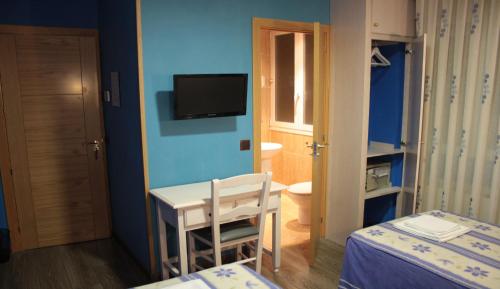 Hostal Regio - image 10