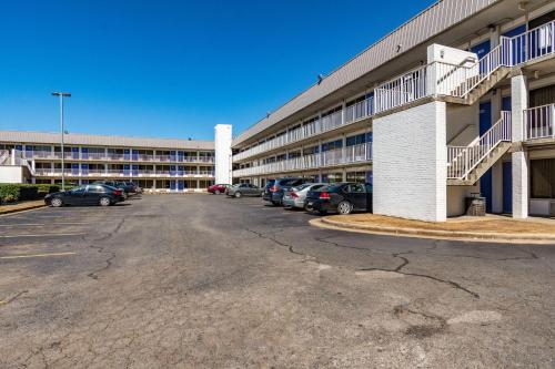 Motel 6-Little Rock, AR - West