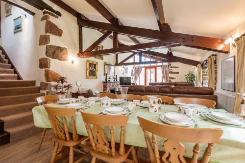 Bridge End Farm Cottages - image 7