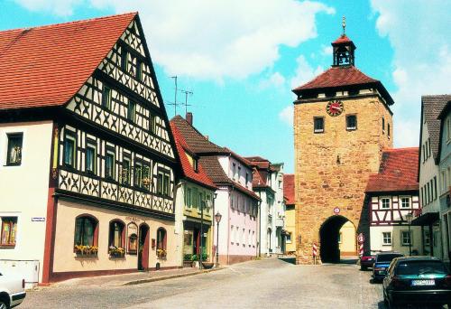 . Hotel-Gasthof Krone-Lax