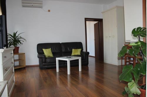Banu Manta Apartments - image 11