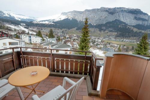 Terraza/balcón, T3 Hotel Mira Val in Flims