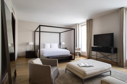 La Réserve Paris Apartments