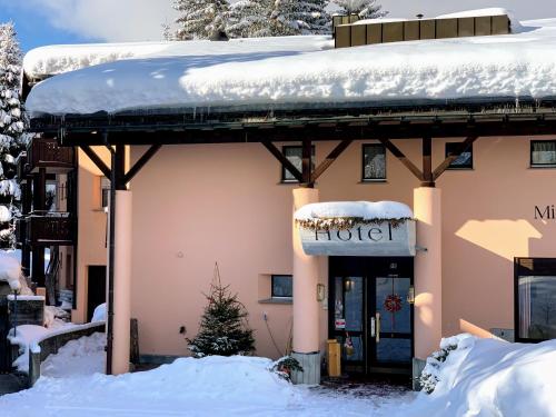 T3 Hotel Mira Val - image 8