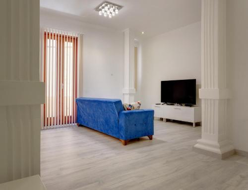 Two-Bedroom Apartment image 4