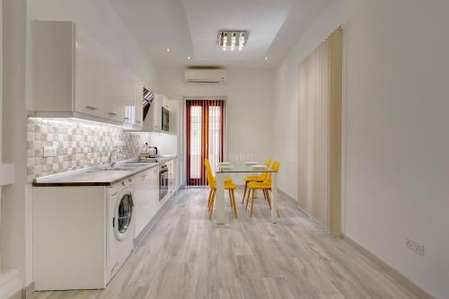 Two-Bedroom Apartment image 3