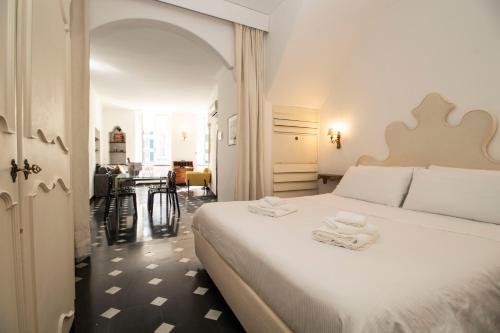 Royal by PortofinoHomes in Portofino