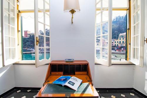 Royal by PortofinoHomes in Portofino