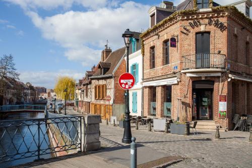 Le Quai amiénois - Nid douillet moderne face à la Cathédrale