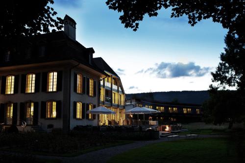 Sissepääs, Hotel Schloss Hunigen in Konolfingen