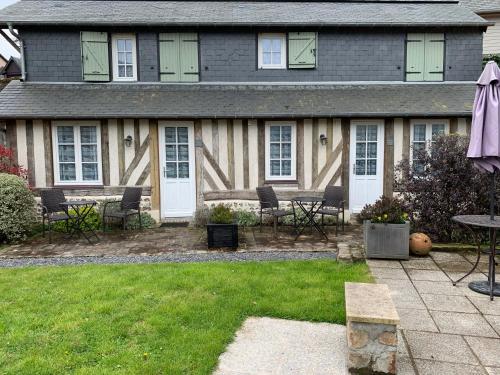 Apple & Cherry Tree cottages