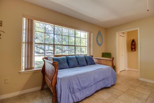 Lone Star Retreat in Kingsland, USA