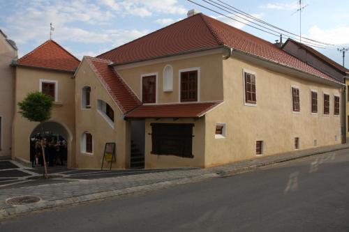 Hotel Eisenhuthaus - image 11