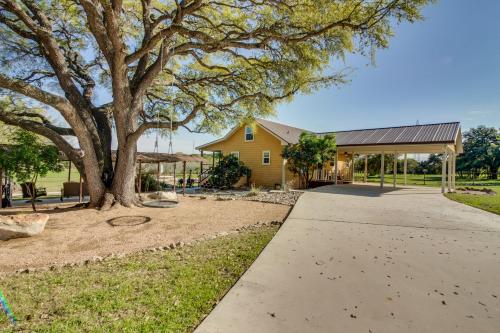 Four-O Ranch - Accommodation - San Marcos