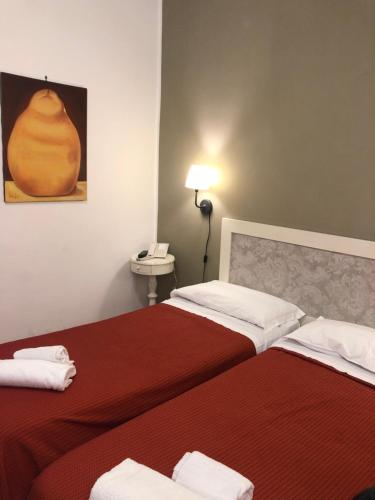 Guestroom, Hotel Europeo and Flowers in Historical Center