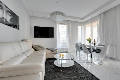 Two-Bedroom Apartment image 4