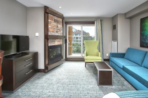 Blue Mountain Resort Mosaic Suites in The Blue Mountains (ON)