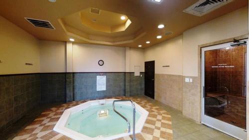 Regal Palms Resort & Spa at Highlands Reserve 232243 - image 7