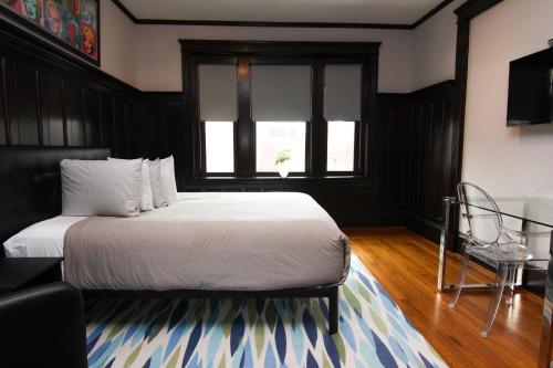 A Stylish Stay w/ a Queen Bed, Heated Floors.. #37 in Brookline, USA