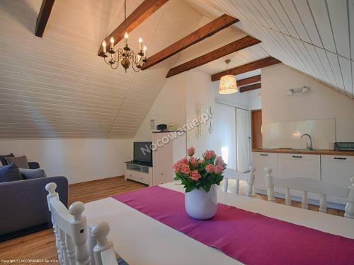 Apartament pod Dębem