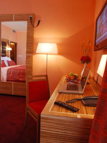 EA Hotel Sonata - image 13