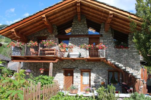 Létesítmények, La casa di nonno "cien" in Gignod