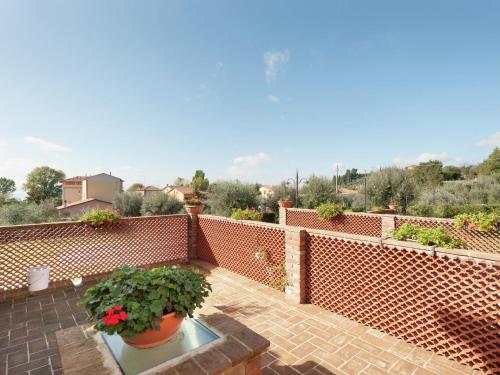  Stylish Mansion in Monte del Lago with Lake View, Pension in Monte del Lago