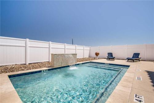 6501 Villa Castellon Drive Home - image 2