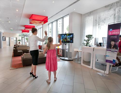 Novotel Paris Centre Gare Montparnasse - image 8