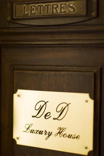 DD Luxury House - image 14