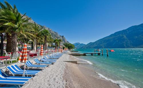 Beach, Hotel Ideal in Limone sul Garda