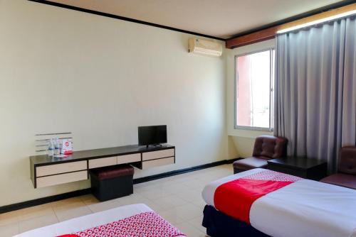 Guestroom, Bandung Permai Hotel near Mount Argopuro