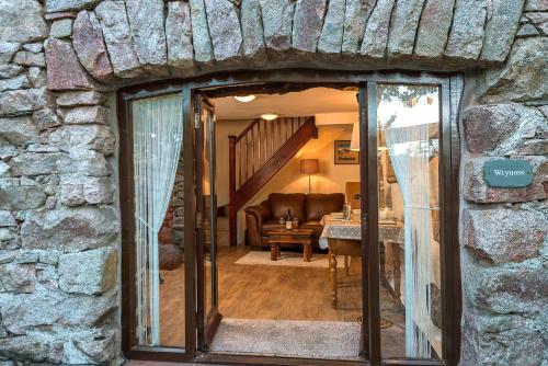 Bridge End Farm Cottages - image 10