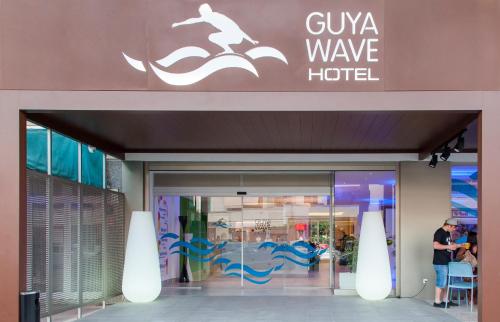 Guya Wave Hotel - main image