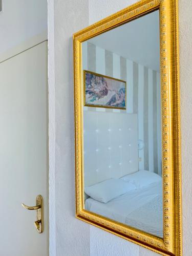 Hotel Baby - image 6