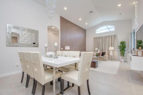 4-bedroom house w/ private pool - lovely location - image 7