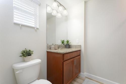 5 bedroom villa at Storey Lake - image 11