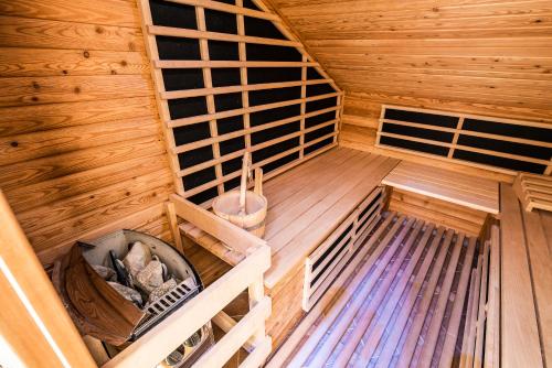 Сауна, Luxury Apartment Ana with Hot tub in Веленє