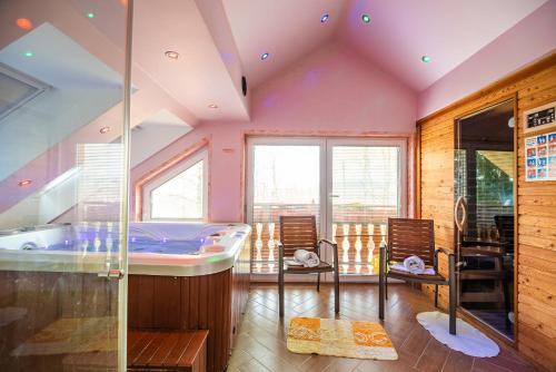 Джакузі, Luxury Apartment Ana with Hot tub in Веленє