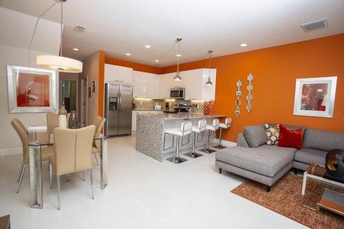 Beautiful 3 Bedroom Suites At Serenity Resort - image 3
