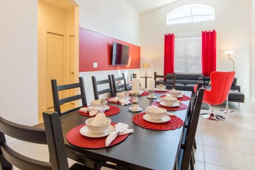 Beautiful 4 bedroom home 10 minutes from Disney - image 7