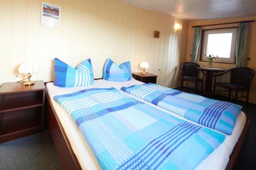 Hotelschiff Stinne – Ostseebad Wustrow, PA