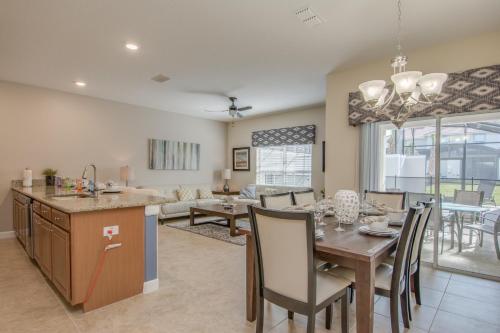 Fully equiped 4 bedroom villa - image 4