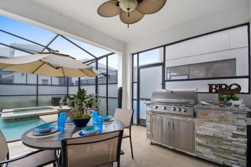 Luxury 6 bedroom home - Storey Lake - image 5