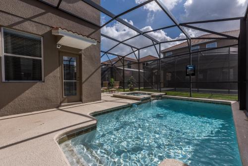 Spacious 5 bedroom villa - Paradise Palms Resort - main image