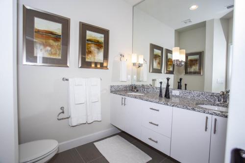 New and modern villa near Disney