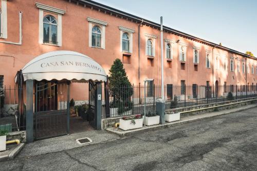 Hotel San Bernardo, Rom bei Vitinia