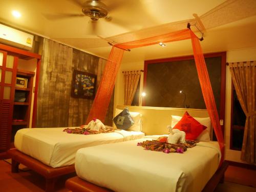 Bangtao Beach Chalet Resort